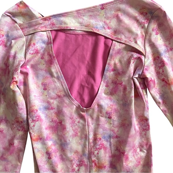🌺 5 x 25 🌺 Cat & Jack Kids Pink Swimsuit Long Sleeve Pink Floral  XL (14-16) - Picture 3 of 5
